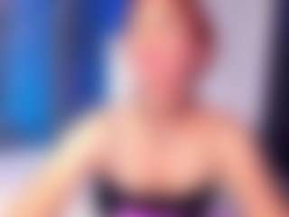 Live cam show with SofiaBlaze - Skinny on Fapmatic.com