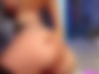Live cam show with SofiaBlaze - Red Hair MILF on Camsoda