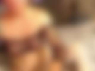 Live cam show with SofiaBlaze - Interactivetoy Mature on Camsoda
