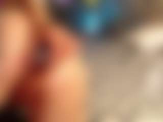 Spettacolo in cam dal vivo con SofiaBlaze - Red Hair Amateur su Camsoda