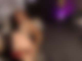 Live cam show with SofiaBlaze - Striptease on Hubzter Live