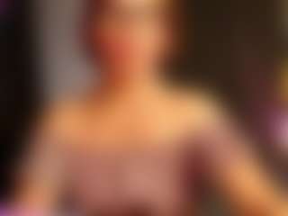 SofiaBlaze MILF webcam performer live streaming