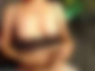 Live cam show with SofiaBlaze - Petite on Milfs Live