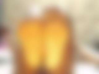 Live cam show with AMBER-PARKER - Brown Eyes Black on Camsoda