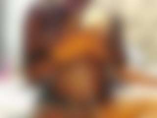 Live cam show with AMBER-PARKER - Bedroom Ebony on Fling VIP Chat