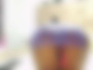 Show de cam en vivo con AMBER-PARKER - Bedroom Ebony en Camsoda
