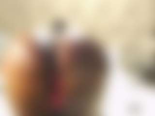 Live cam show with AMBER-PARKER - Ebony Shaved Pussy on Camsoda | colombia