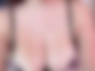 irianarousse's Live Sex Cam Show
