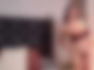 Live cam show with irianarousse - Latina Mature on Camsoda.co | colombia