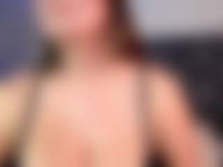 Live cam show with irianarousse - Mature on friskycurves.com