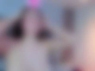 Live cam show with irianarousse - Lovense MILF on Hubzter Live