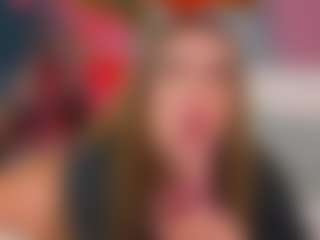 Live cam show with Serene - Brown Hair on https://playwithruby.com