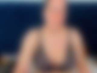 Live cam show with EvaDevil - Dildo on xxxlivecams.org