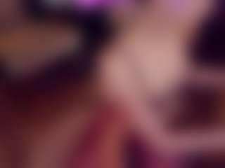 Adabluntaa's Live Sex Cam Show