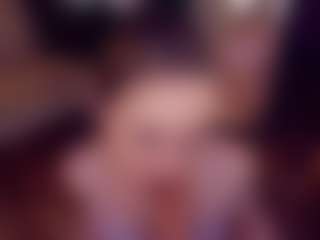 Adabluntaa's Live Sex Cam Show