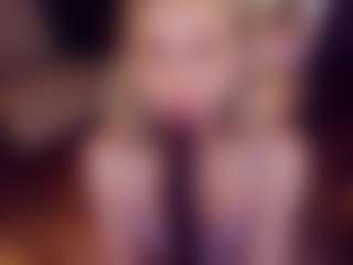 Adabluntaa's Live Sex Cam Show