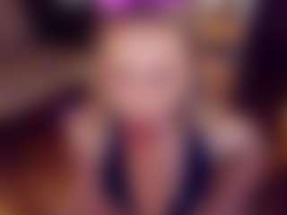 Adabluntaa's Live Sex Cam Show