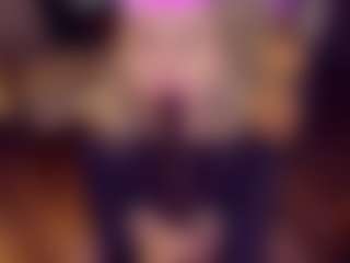 Adabluntaa's Live Sex Cam Show