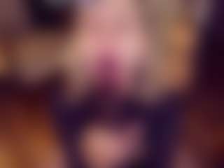 Adabluntaa's Live Sex Cam Show