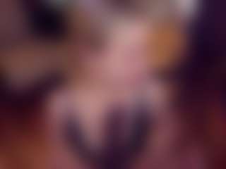 Adabluntaa's Live Sex Cam Show