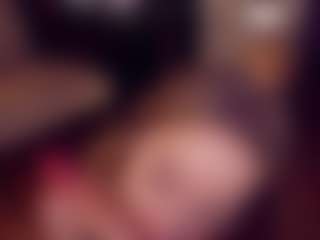 Live cam show with Adabluntaa - Smoking on Camsoda