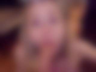 Adabluntaa's Live Sex Cam Show