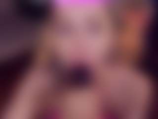 Adabluntaa's Live Sex Cam Show