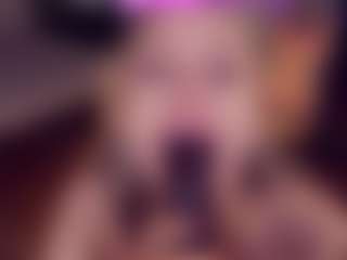 Adabluntaa's Live Sex Cam Show