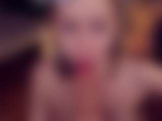 Adabluntaa's Live Sex Cam Show