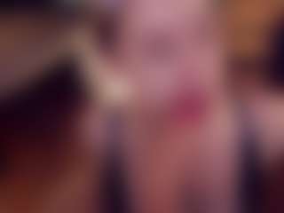 Live cam show with Adabluntaa - Blonde Hair Amateur on Camsoda