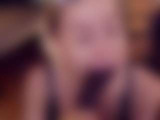 Adabluntaa's Live Sex Cam Show