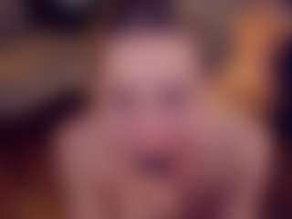 Live-Cam-Show mit Adabluntaa - Dildo Or Vibrator auf Camsoda
