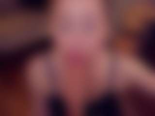 Show de cam en vivo con Adabluntaa - Normal en Camsoda