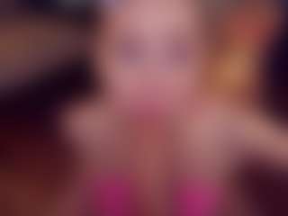Adabluntaa's Live Sex Cam Show