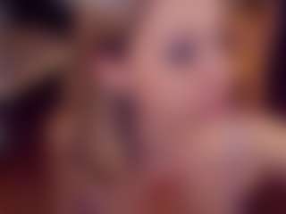 Live cam show with Adabluntaa - Smoking on Camsoda