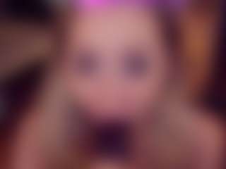 Adabluntaa's Live Sex Cam Show