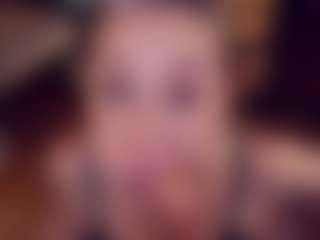 Adabluntaa's Live Sex Cam Show