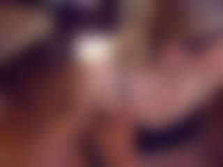 Adabluntaa's Live Sex Cam Show