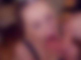 Adabluntaa's Live Sex Cam Show