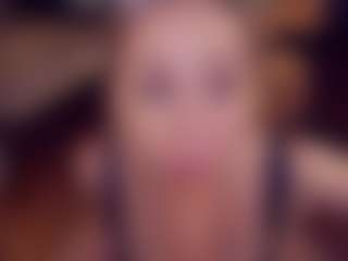 Adabluntaa's Live Sex Cam Show