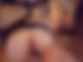 Adabluntaa's Live Sex Cam Show