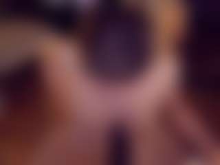 Live cam show with Adabluntaa - Amateur on AdultVida.com