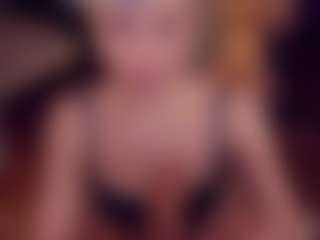 Adabluntaa's Live Sex Cam Show
