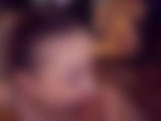Live cam show with Adabluntaa - Small Ass on iamadamtest123.com