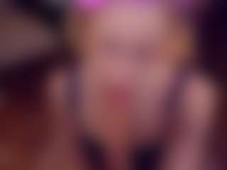 Adabluntaa's Live Sex Cam Show