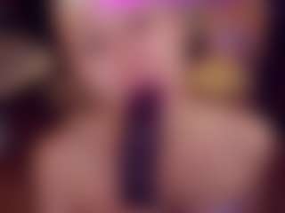 Adabluntaa's Live Sex Cam Show