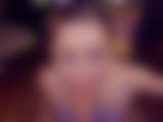 Live cam show with Adabluntaa - Normal on Camsoda