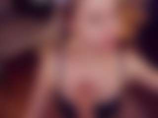Live cam show with Adabluntaa - Blonde Hair HD on live.xbliss.ai