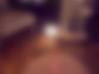 Live cam show with Adabluntaa - Brown Eyes Blonde Hair on livesexfox.com