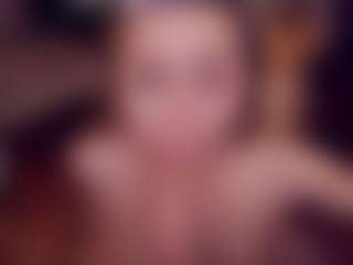 Adabluntaa's Live Sex Cam Show